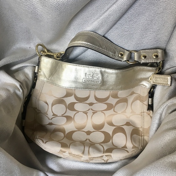 NWOT Coach Zoe Gold Khaki Cranberry Bag - Picture 2 of 8